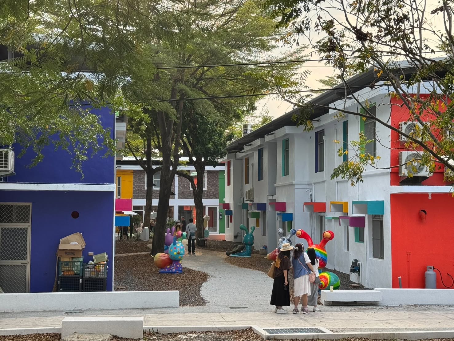 Fangliao Rainbow Art & Iron Zone